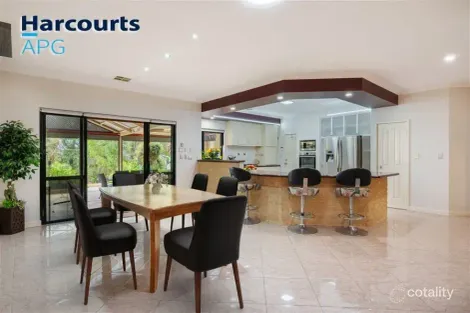 Property photo of 17 Quonday Way Dalyellup WA 6230