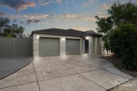 Property photo of 49 Black Knight Way Kurunjang VIC 3337