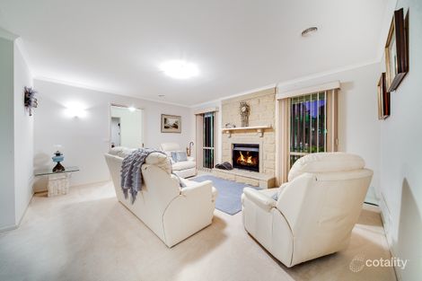 Property photo of 3 Coronet Court Cranbourne VIC 3977