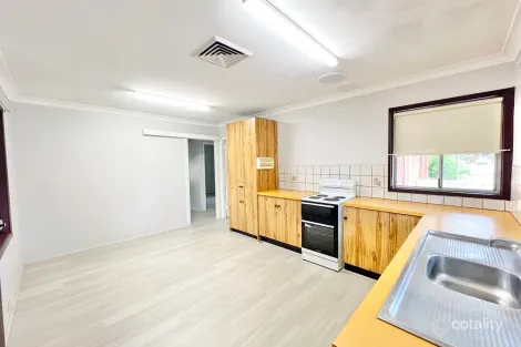 Property photo of 4 Keys Place Liverpool NSW 2170