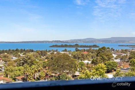 Property photo of 15 Masthead Place Berkeley NSW 2506