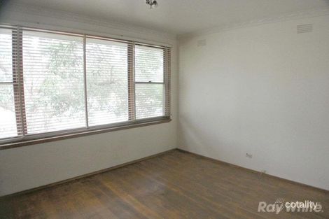 Property photo of 2 Moylan Road Glen Waverley VIC 3150