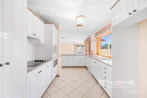 Property photo of 16 Yengo Court Holsworthy NSW 2173