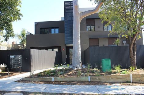 Property photo of 101/29 Belgrove Avenue Balwyn VIC 3103