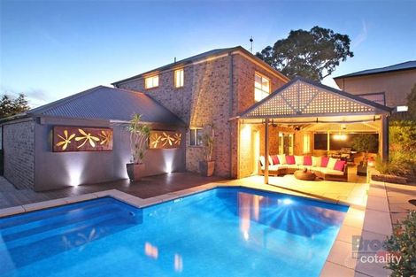 Property photo of 4 The Oaks Parade Aberfoyle Park SA 5159