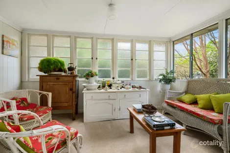 Property photo of 35 Bridge Street Mount Lofty QLD 4350