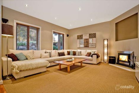 Property photo of 4 Murrays Place Eltham North VIC 3095