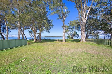 Property photo of 98 Diamond Head Drive Budgewoi NSW 2262