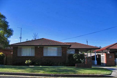 19 Kaylaur Cres, Albion Park Rail, NSW 2527