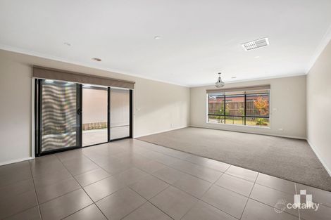 Property photo of 94 Wallara Waters Boulevard Wallan VIC 3756