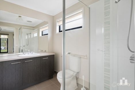 Property photo of 94 Wallara Waters Boulevard Wallan VIC 3756