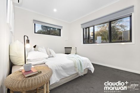 Property photo of 2/17 Cartwright Street Oak Park VIC 3046