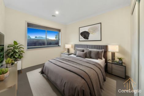 Property photo of 22 Black Gum Crescent Cranbourne West VIC 3977