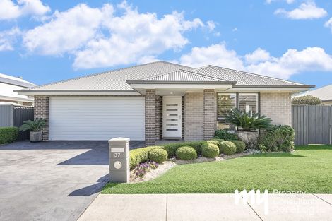 Property photo of 37 Asimus Circuit Elderslie NSW 2570