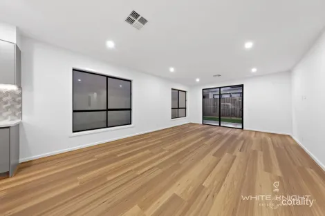 Property photo of 22 Shears Drive Fraser Rise VIC 3336