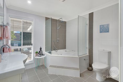Property photo of 11 Clovertop Place Werrington Downs NSW 2747