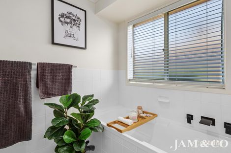 Property photo of 70 Warburton Drive Woodcroft SA 5162