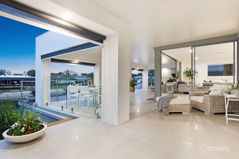 Property photo of 30 Drayton Terrace Mermaid Waters QLD 4218