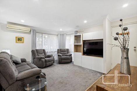 Property photo of 15 Bryce Gardens Ballajura WA 6066