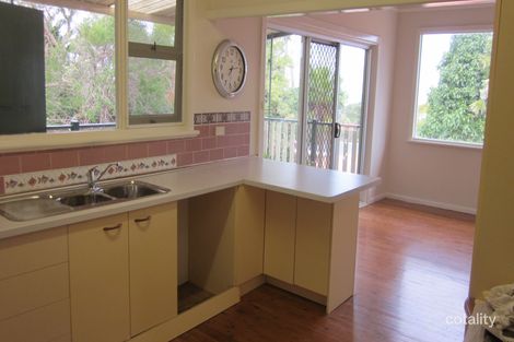 Property photo of 7 Robinsville Crescent Thirroul NSW 2515
