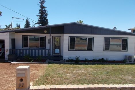 Property photo of 27 Dampier Street Beachlands WA 6530