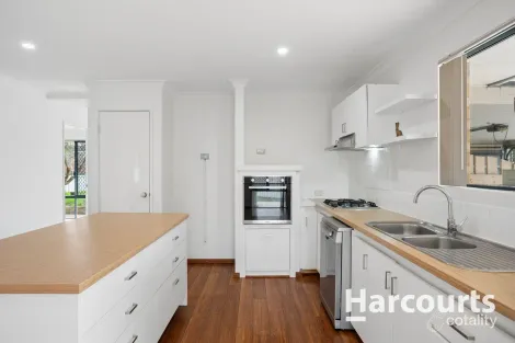 Property photo of 11 Buffett Ramble Quinns Rocks WA 6030