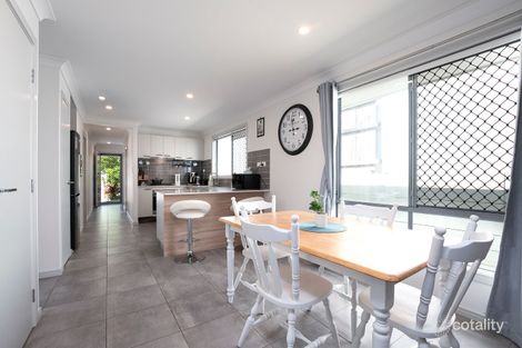 Property photo of 49 Dubai Circuit Spring Mountain QLD 4300