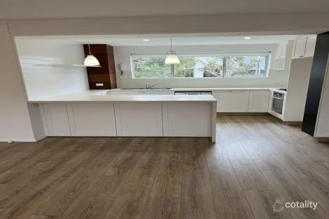 Property photo of 4/115 Pacific Parade Dee Why NSW 2099