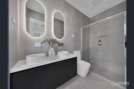 Property photo of 13 Slender Way Mickleham VIC 3064