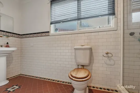 Property photo of 2 Birkdale Close Fairview Park SA 5126