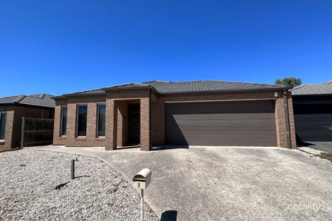 Property photo of 2 Milfoil Place Brookfield VIC 3338