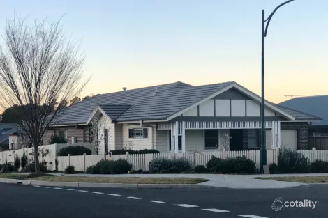Property photo of 30 Wallis Avenue Renwick NSW 2575