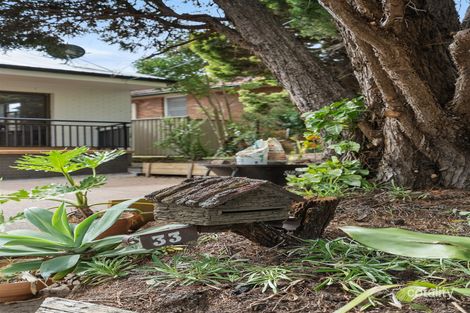Property photo of 33 Kardella Crescent Narwee NSW 2209