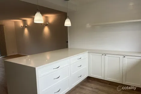 Property photo of 4/115 Pacific Parade Dee Why NSW 2099