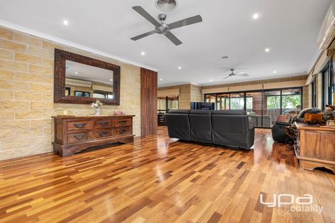 Property photo of 18 Blenheim Way Caroline Springs VIC 3023