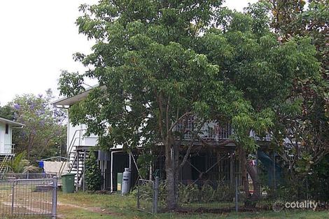 3 Poinsettia St, Holloways Beach, QLD 4878