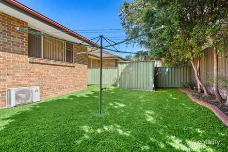 Property photo of 2/8 Arkell Drive Figtree NSW 2525