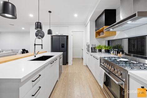 Property photo of 34 Morningside Drive Thornhill Park VIC 3335