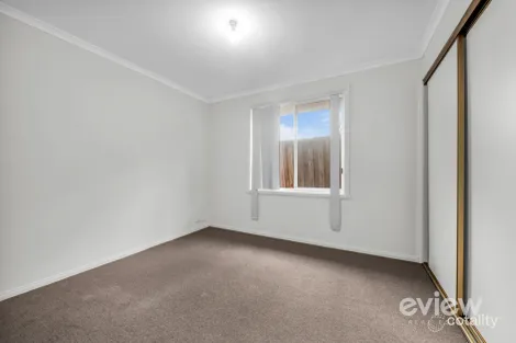 Property photo of 1/1 Curlew Place Werribee VIC 3030