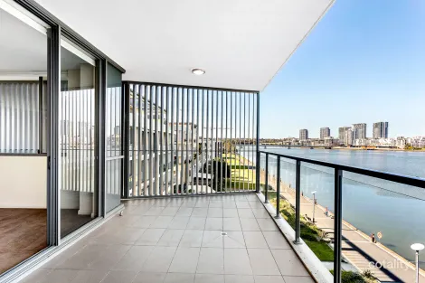 Property photo of 402/23 The Promenade Wentworth Point NSW 2127