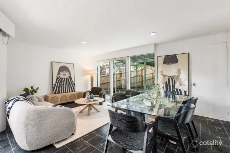 Property photo of 10 The Ridge Blackburn VIC 3130