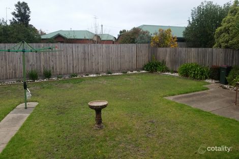 Property photo of 15 Helmer Crescent Thomson VIC 3219