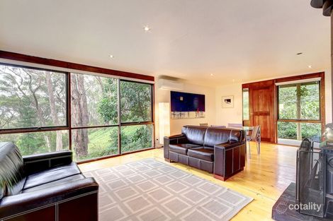 19 Edward Ave, Crafers West, SA 5152