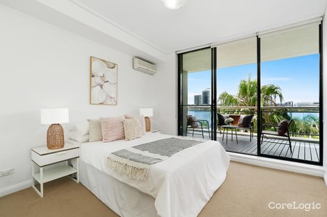 Property photo of 37/27 Bennelong Parkway Wentworth Point NSW 2127