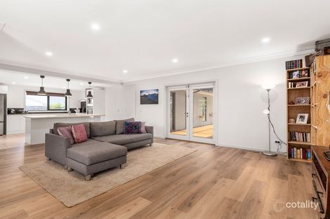 Property photo of 7 Crown Point Chirnside Park VIC 3116