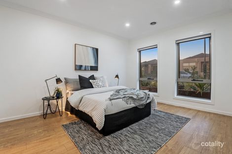 Property photo of 35 Kensley Circuit Craigieburn VIC 3064