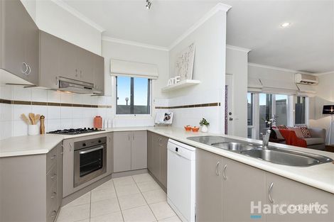 Property photo of 4/20-26 Tulloch Grove Glen Waverley VIC 3150