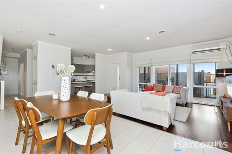 Property photo of 4/20-26 Tulloch Grove Glen Waverley VIC 3150