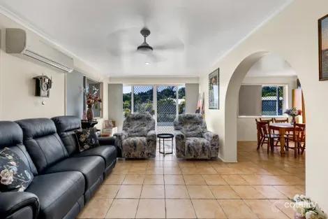 Property photo of 2 Christine's Way Eimeo QLD 4740