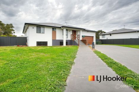 19 Waterford Cct, Narromine, NSW 2821